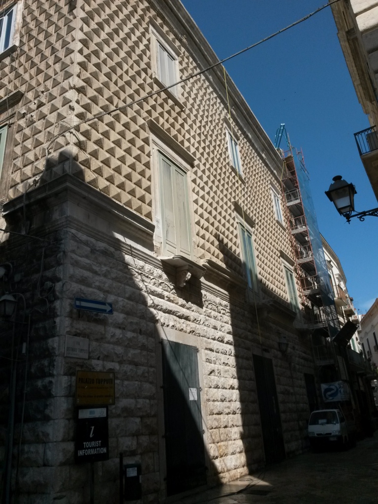 2014 PALAZZO TUPPUTI_1